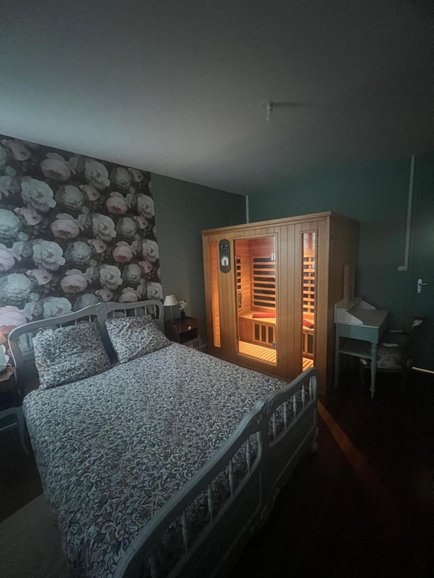 Prive « blue Bridge & Sauna » Apartment